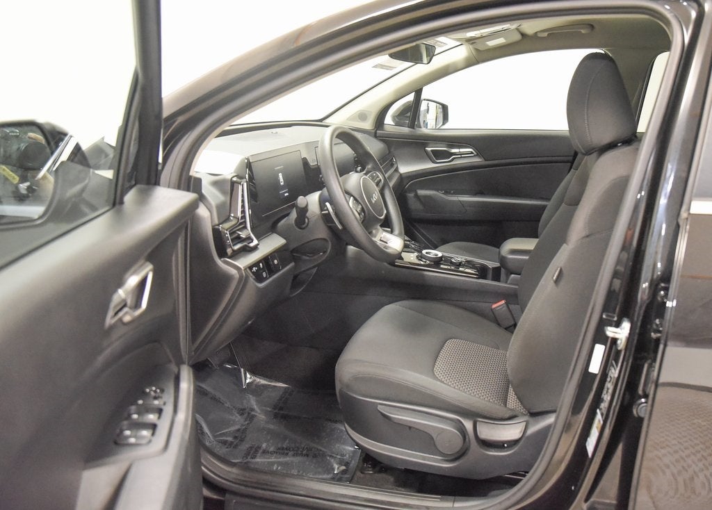 2023 Kia Sportage Hybrid LX