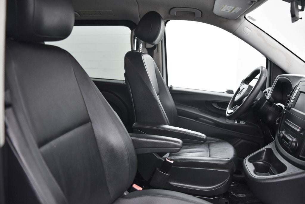 2016 Mercedes-Benz Metris Passenger