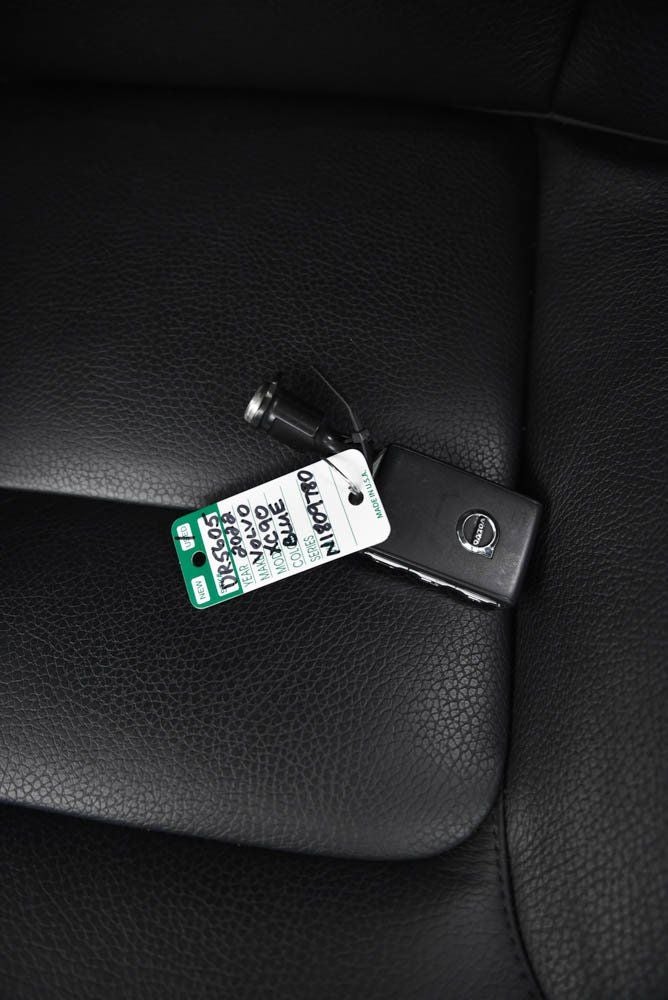 2022 Volvo XC90 T6 Momentum