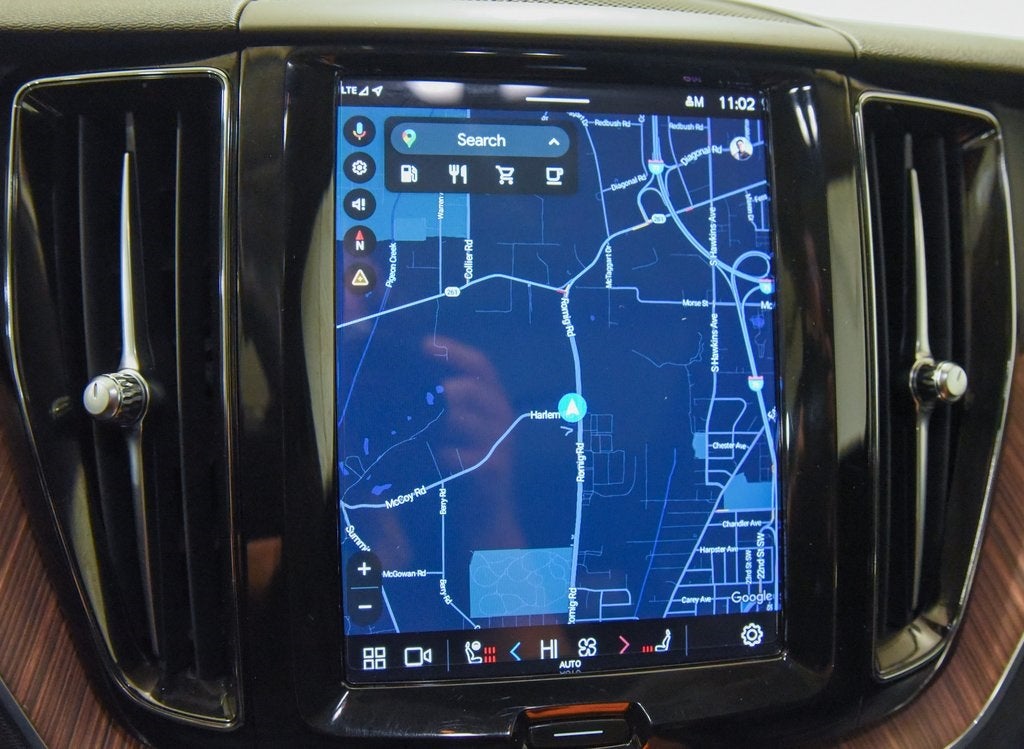 2022 Volvo XC60 B5 Momentum