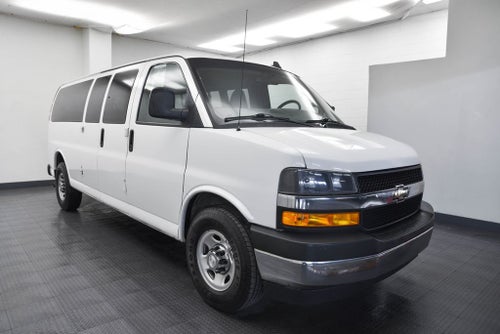 2018 Chevrolet Express 3500 LT Passenger