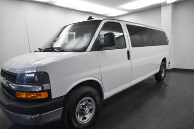 2018 Chevrolet Express 3500 LT Passenger