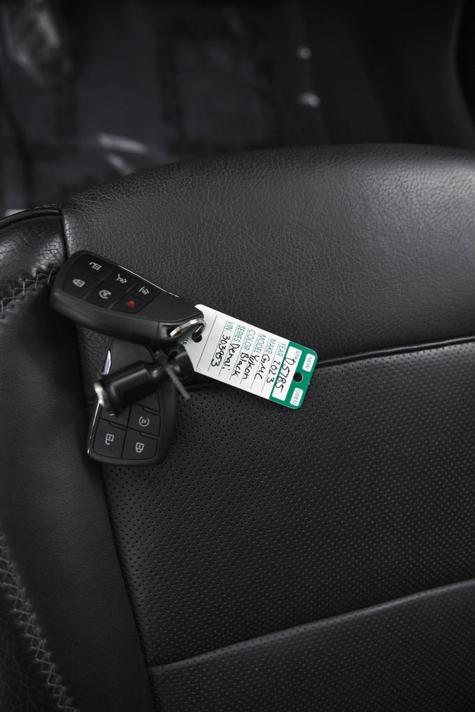 2023 GMC Yukon Denali