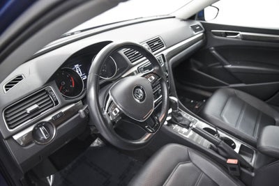 2017 Volkswagen Passat 1.8T SE