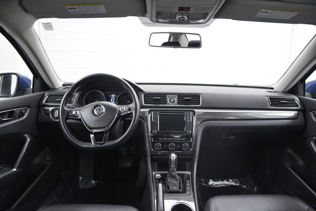 2017 Volkswagen Passat 1.8T SE