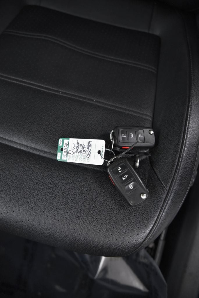 2017 Volkswagen Passat 1.8T SE