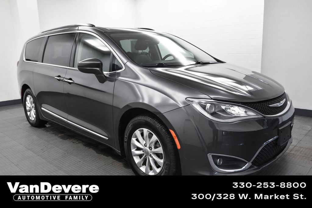 2018 Chrysler Pacifica Touring L Plus