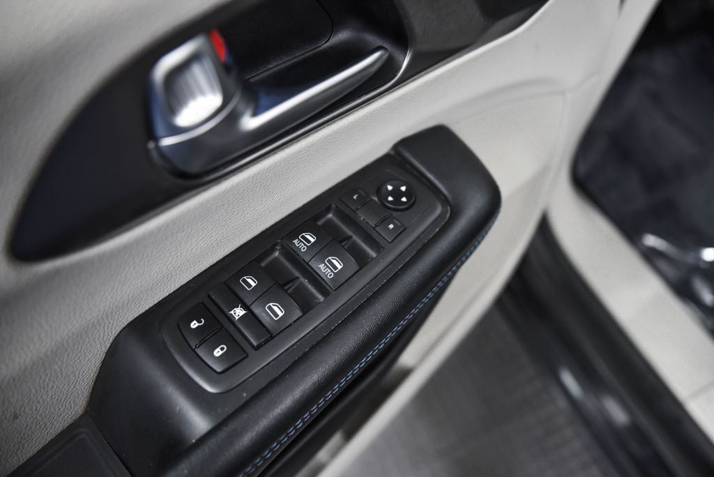 2021 Chrysler Pacifica Touring