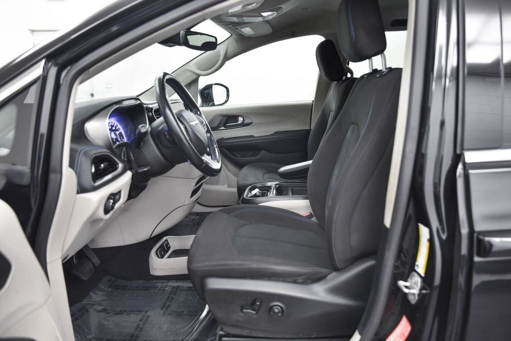 2021 Chrysler Pacifica Touring