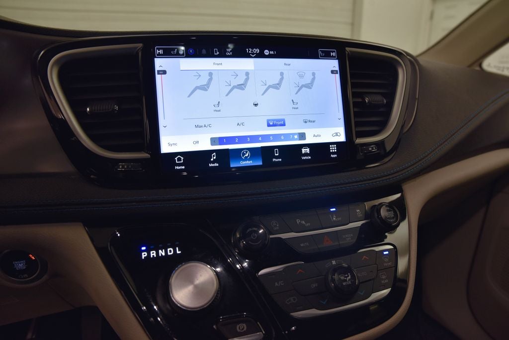 2021 Chrysler Pacifica Touring