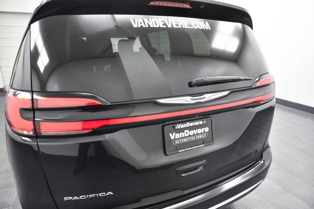 2021 Chrysler Pacifica Touring