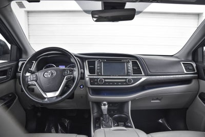 2018 Toyota Highlander Base