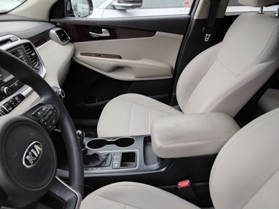 2017 Kia Sorento LX