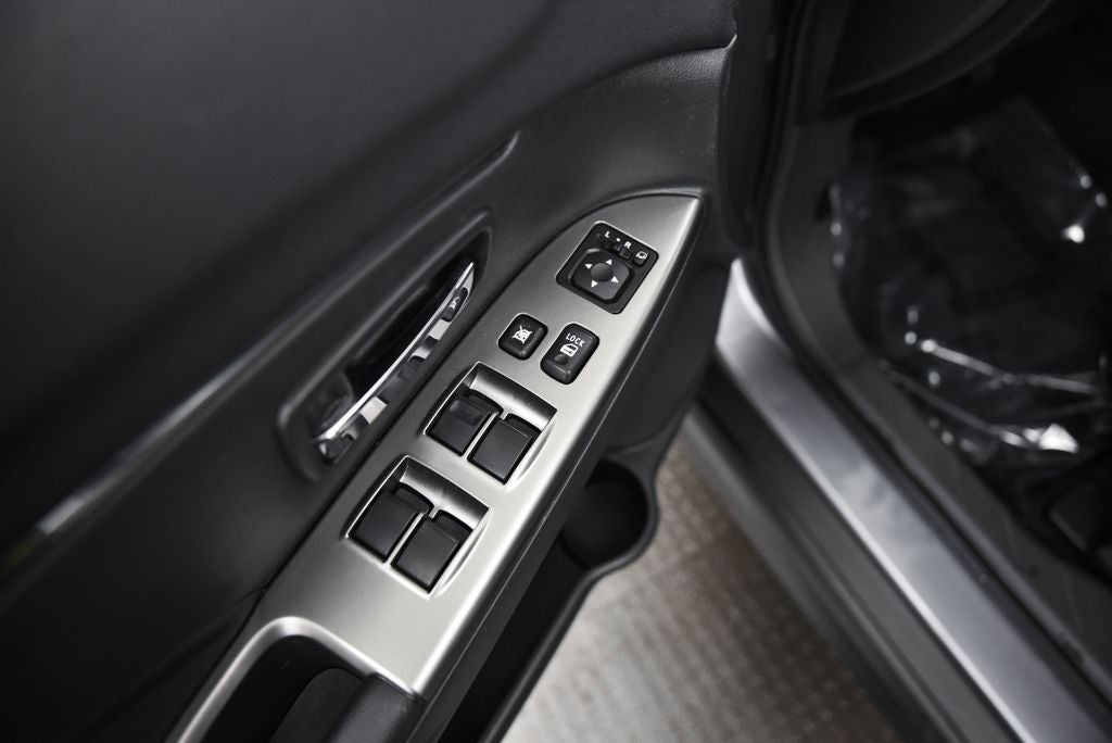 2025 Mitsubishi Outlander Sport 2.0 SE