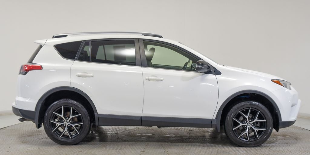 2018 Toyota RAV4 SE