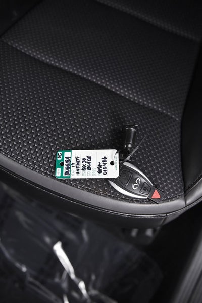 2019 INFINITI QX30 LUXE