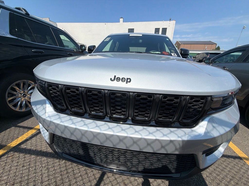2024 Jeep Grand Cherokee Altitude
