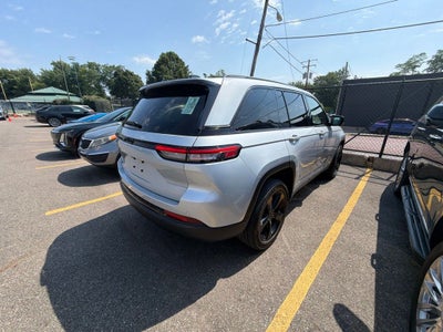 2024 Jeep Grand Cherokee Altitude