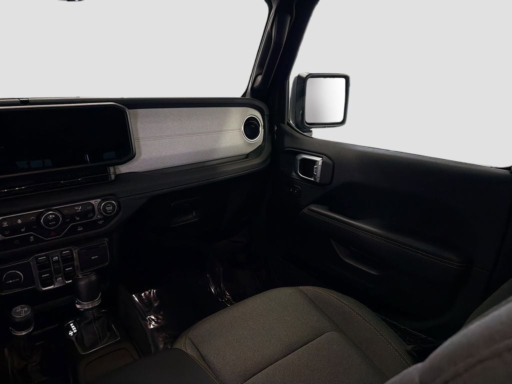 2024 Jeep Wrangler Sahara 4xe