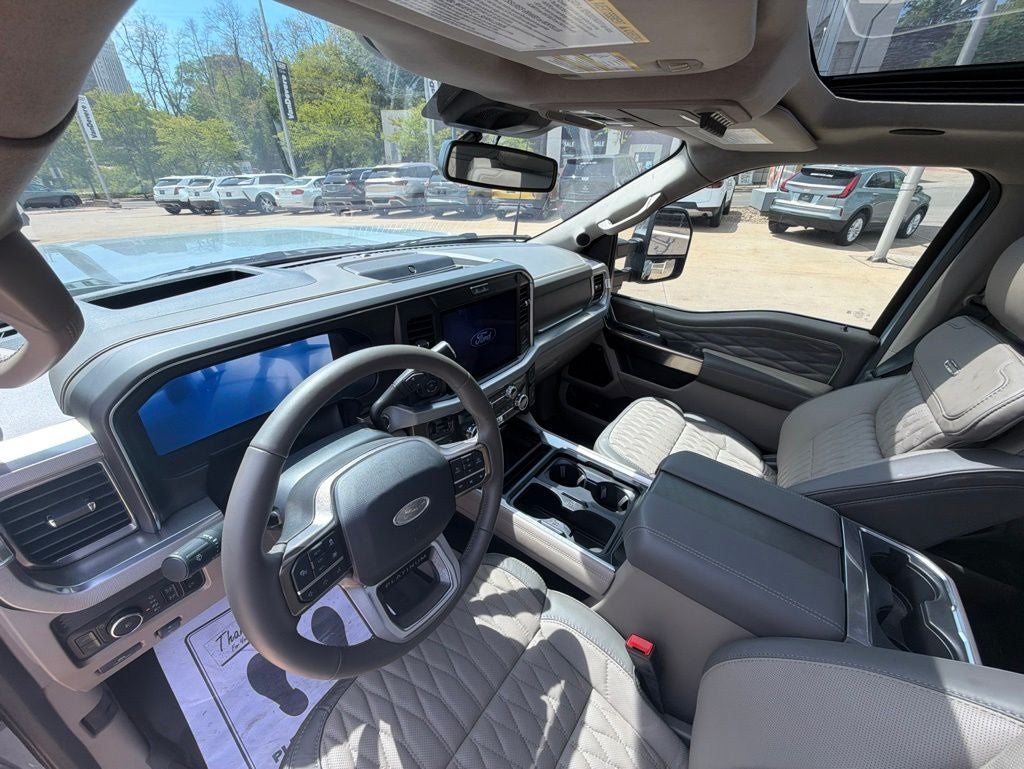 2025 Ford F-450SD Platinum DRW