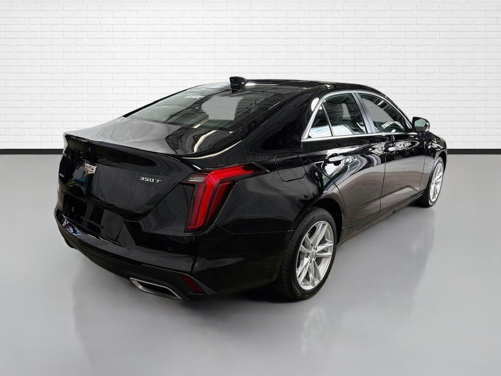 2024 Cadillac CT4 Luxury
