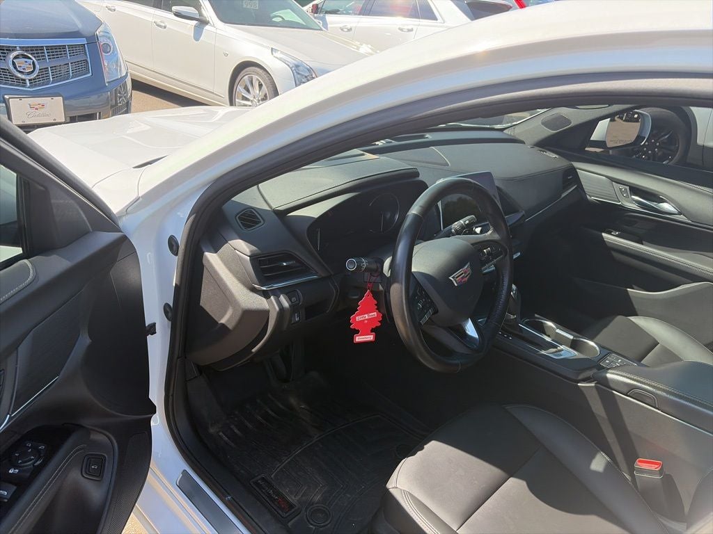 2021 Cadillac CT4 Luxury