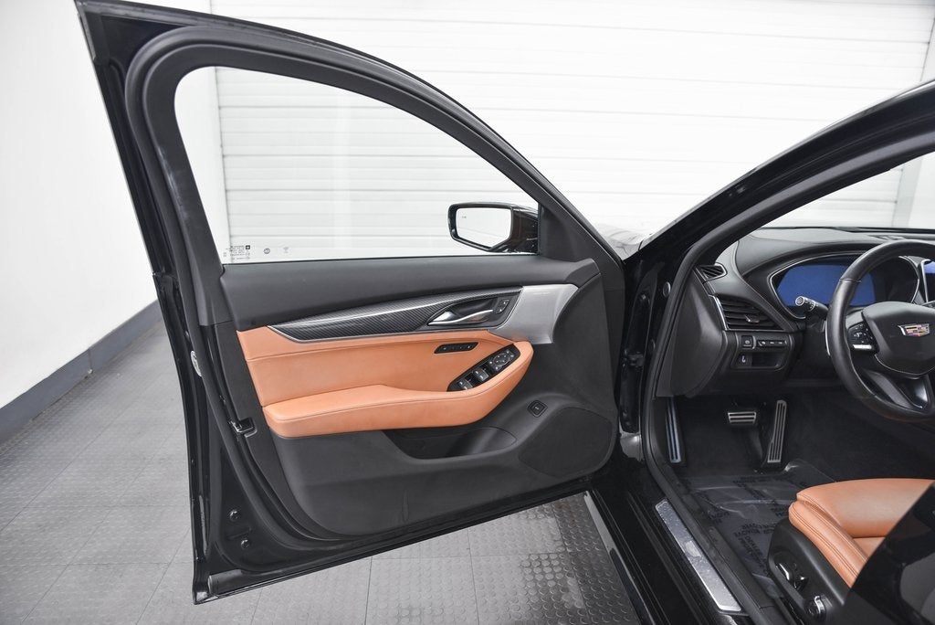 2023 Cadillac CT5 Sport