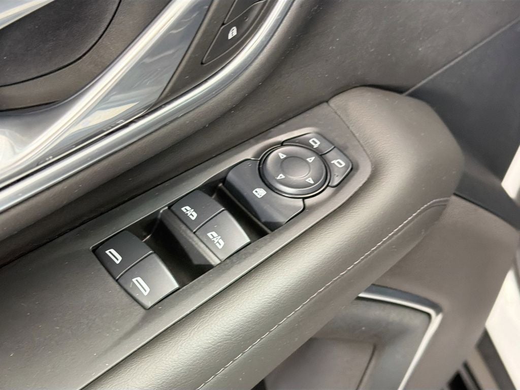 2024 GMC Yukon SLE