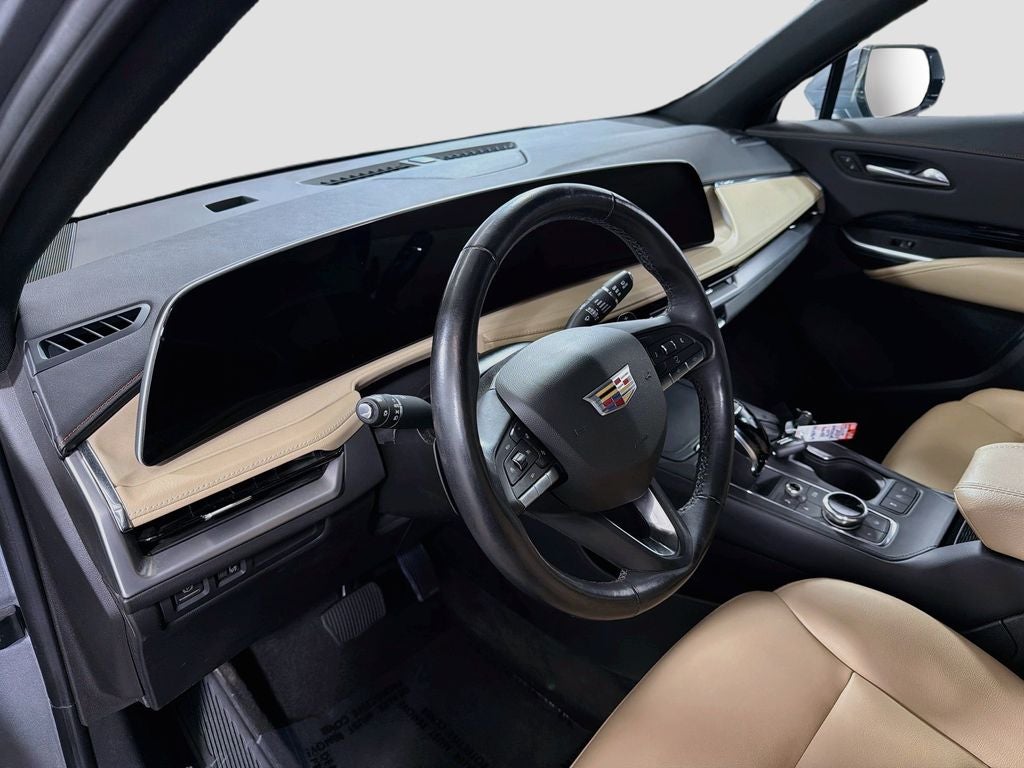 2024 Cadillac XT4 Luxury