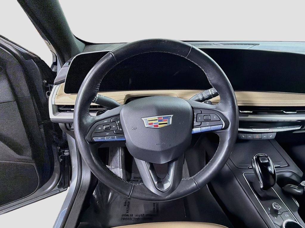 2024 Cadillac XT4 Luxury