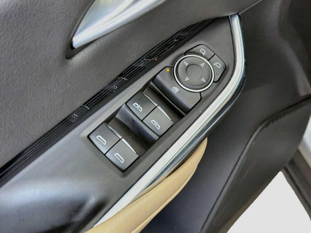 2024 Cadillac XT4 Luxury