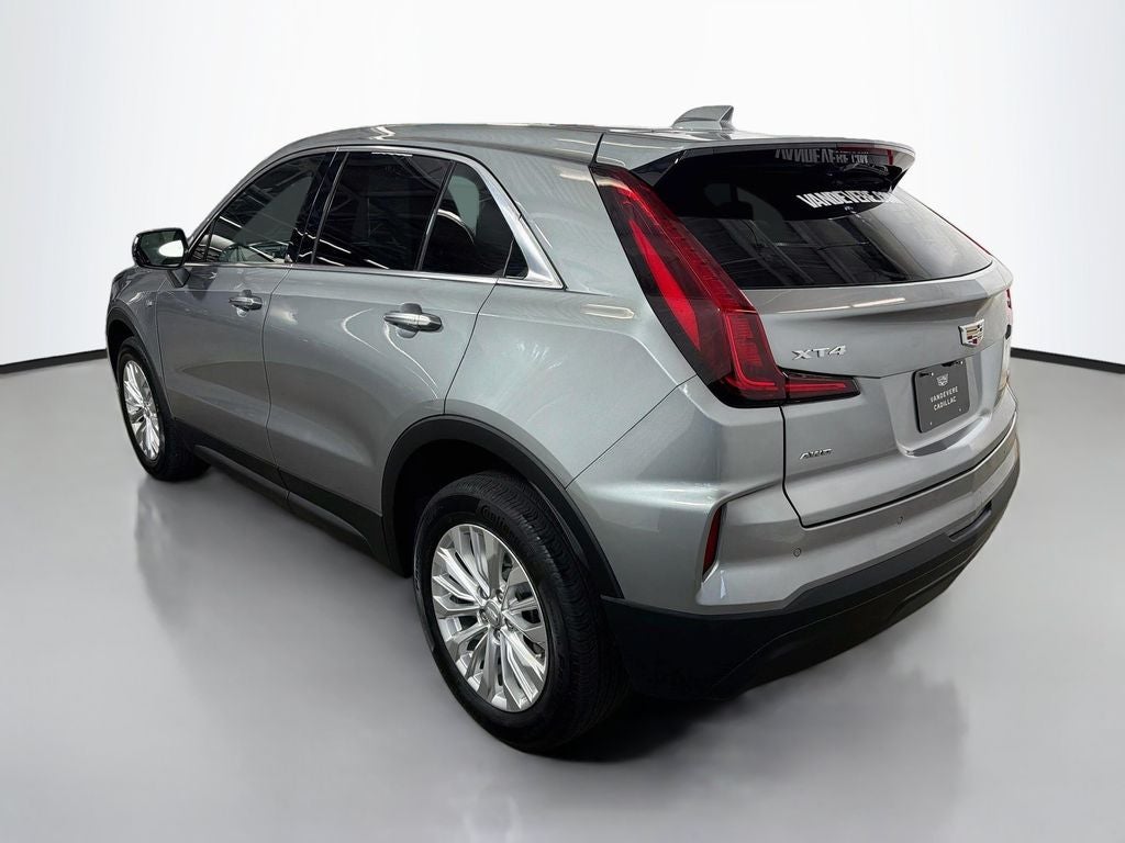2024 Cadillac XT4 Luxury