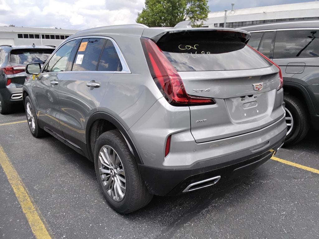 2024 Cadillac XT4 Premium Luxury