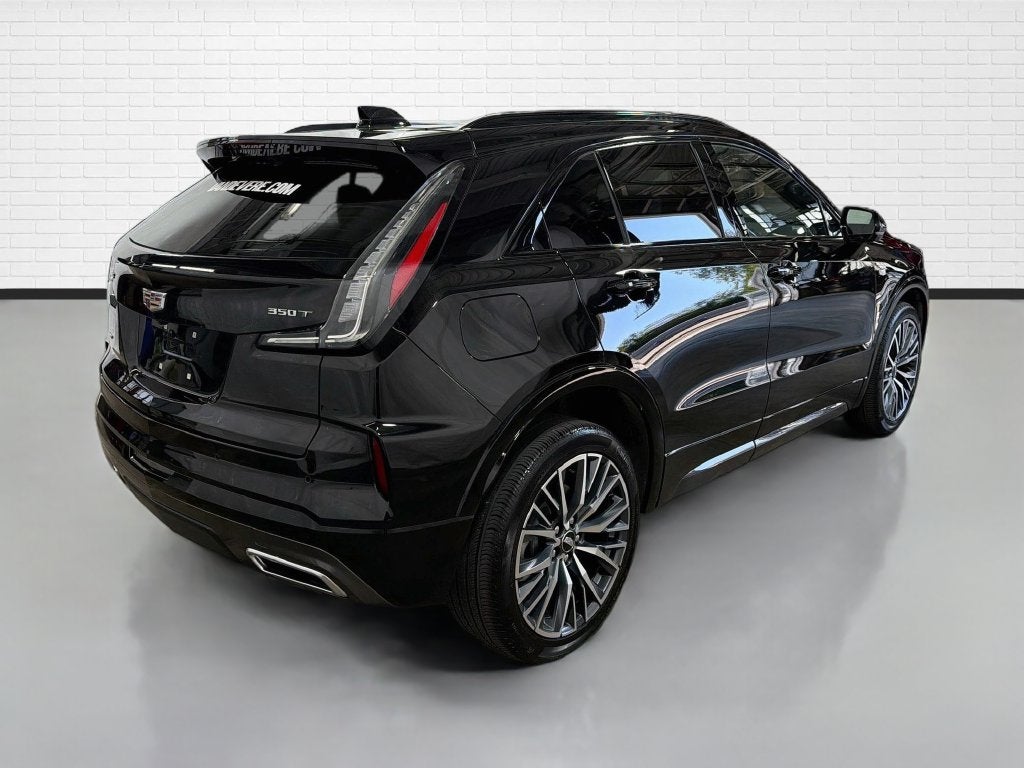 2024 Cadillac XT4 Sport