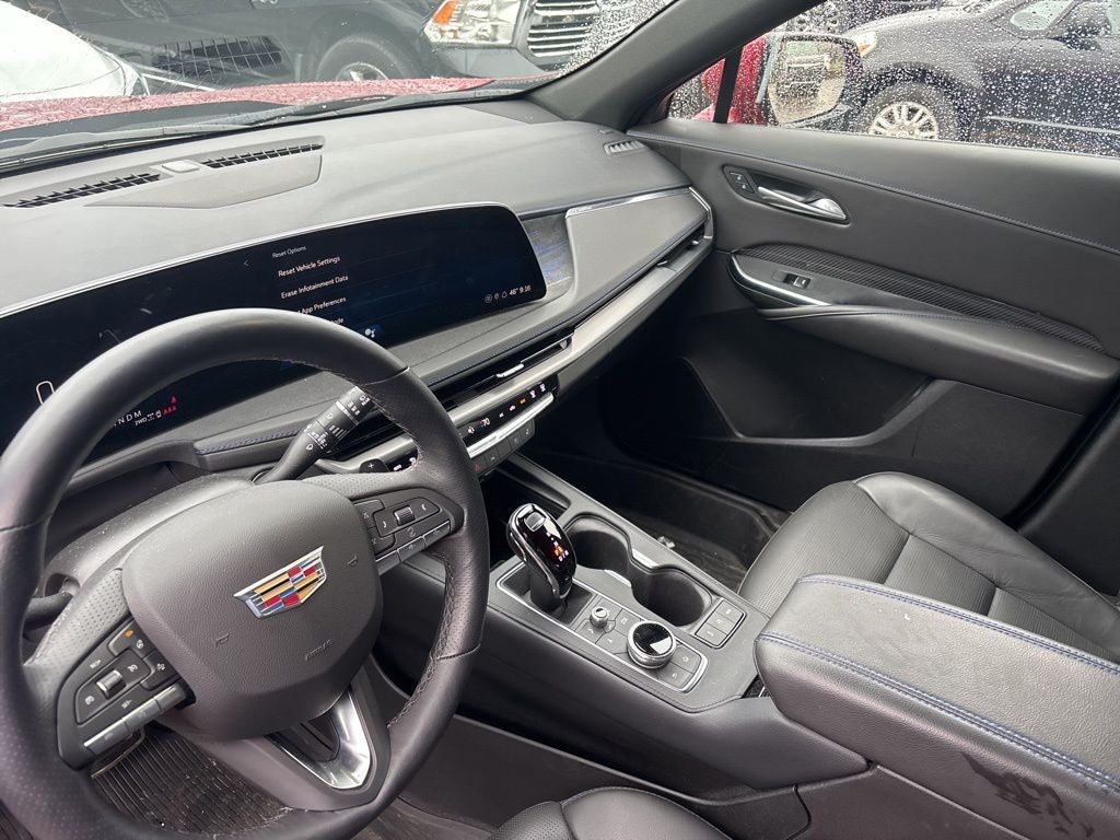 2025 Cadillac XT4 Sport