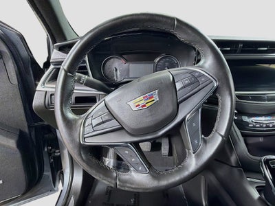 2022 Cadillac XT5 Luxury