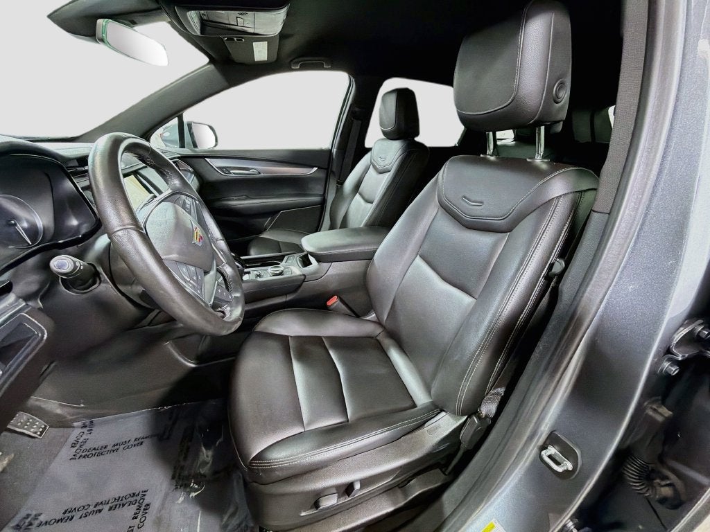 2022 Cadillac XT5 Luxury
