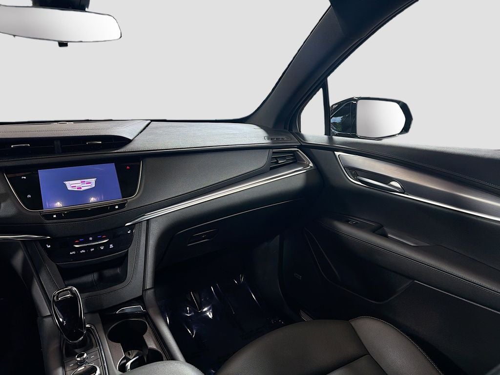 2024 Cadillac XT5 Luxury