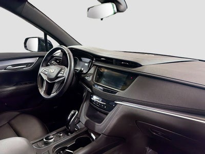 2024 Cadillac XT5 Luxury