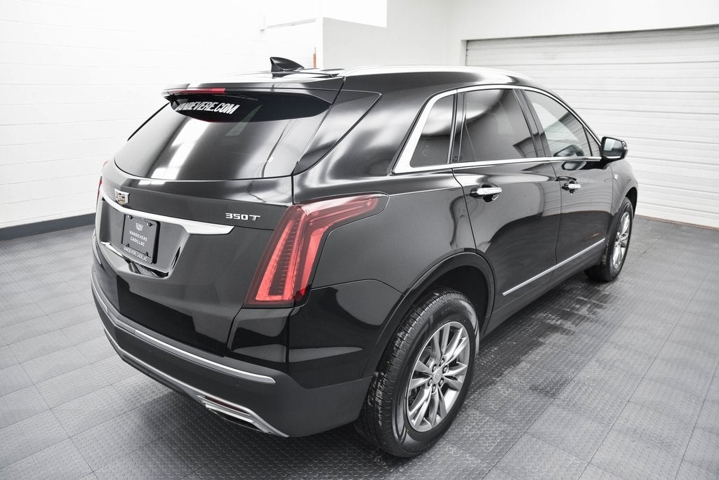 2022 Cadillac XT5 Premium Luxury