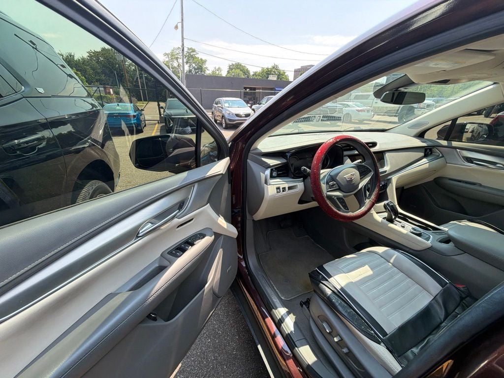 2023 Cadillac XT5 Premium Luxury