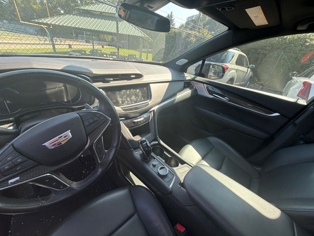2022 Cadillac XT5 Sport