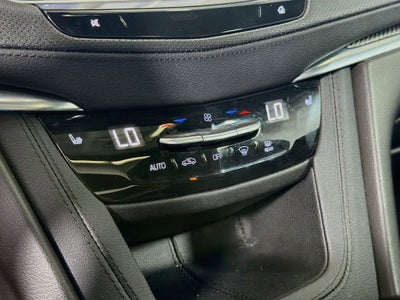 2022 Cadillac XT5 Sport
