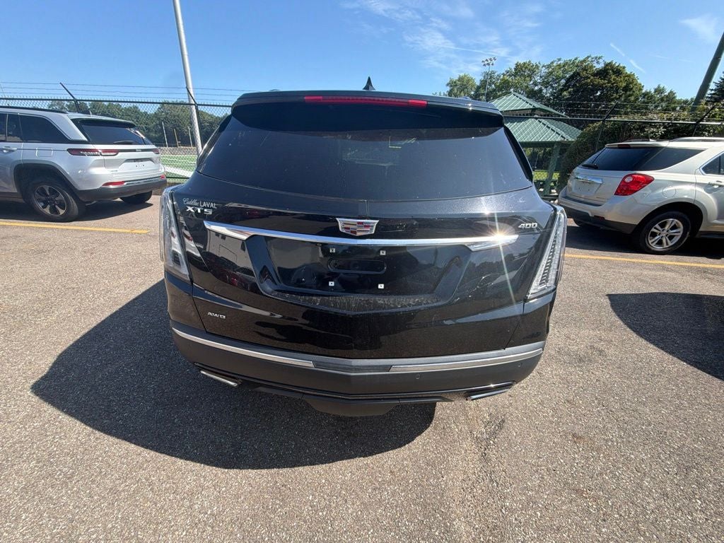 2022 Cadillac XT5 Sport