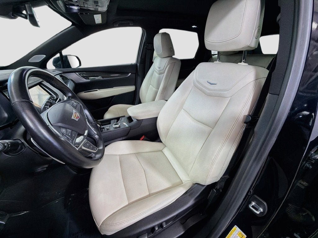 2022 Cadillac XT5 Sport