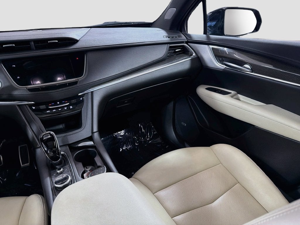 2022 Cadillac XT5 Sport