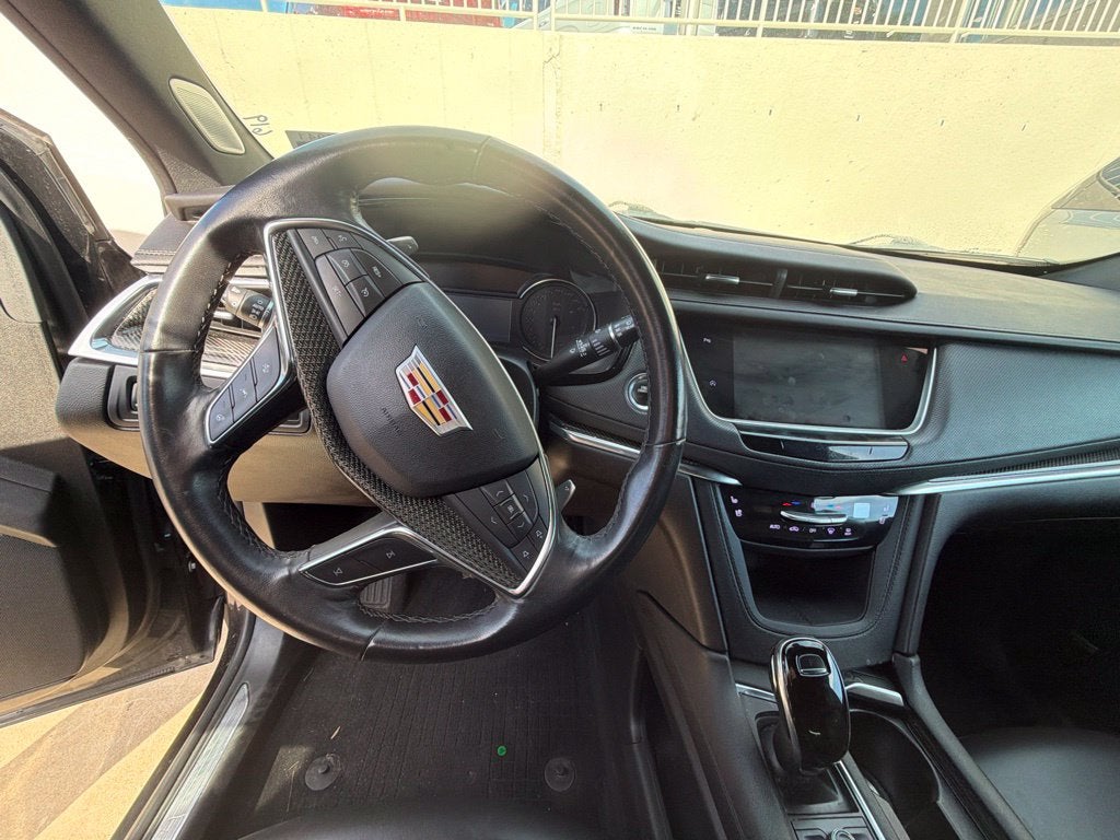 2023 Cadillac XT5 Sport