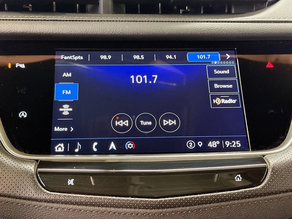 2023 Cadillac XT5 Sport