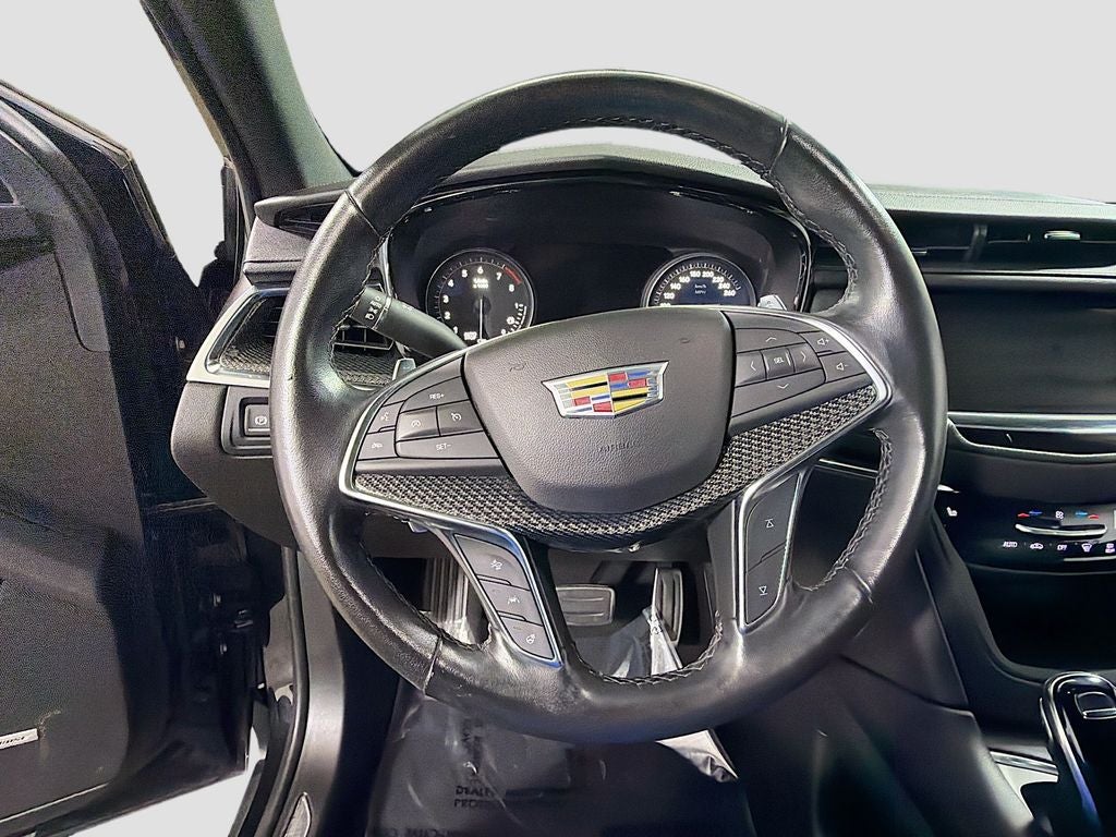 2022 Cadillac XT5 Sport