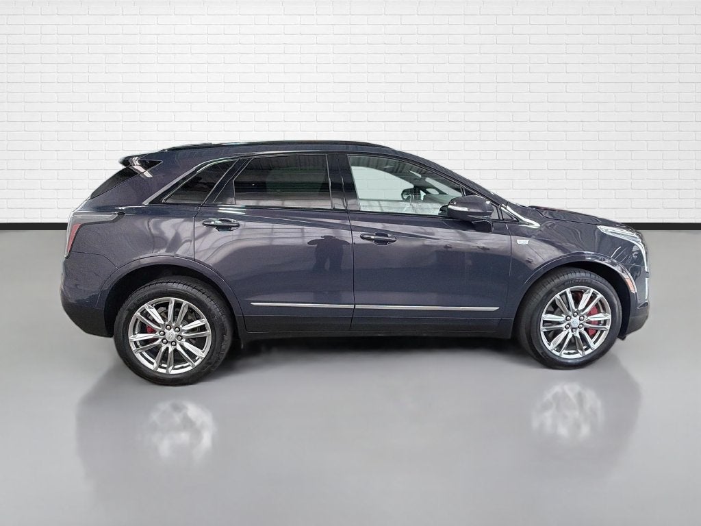 2025 Cadillac XT5 Sport